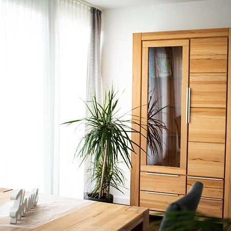 Ferienwohnung Am Schlosspark Ebersdorf  외부 사진